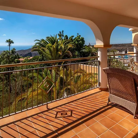 Monte Leon Villa *