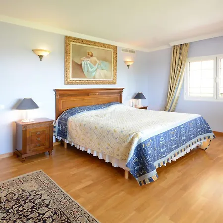 Villa Monte Leon San Bartolomé